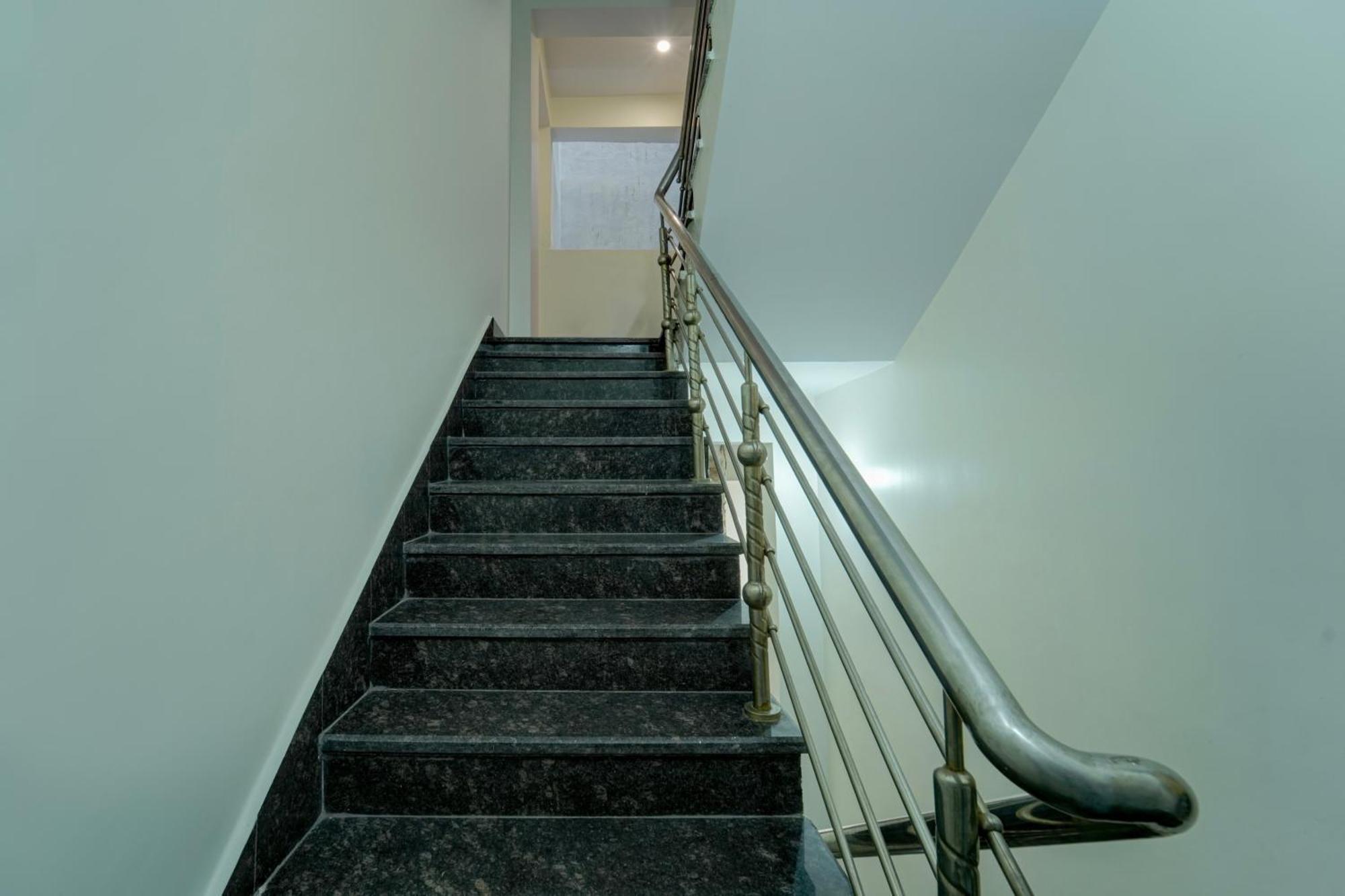 Super Hotel O M. S. Inn Patna  Esterno foto